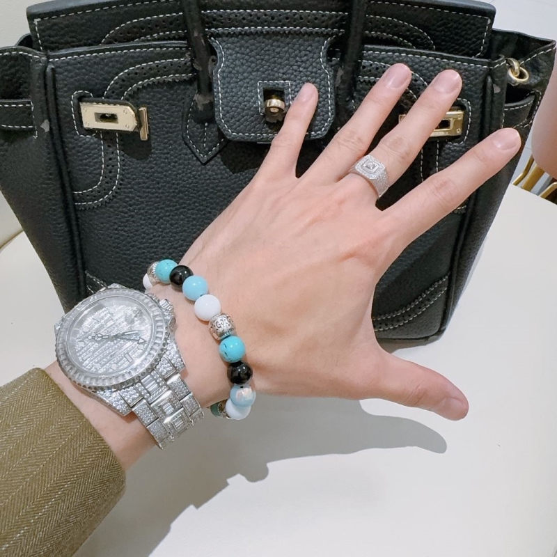 Gvc*1 bracelets